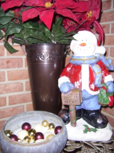 Small festive arrangement at the front door
